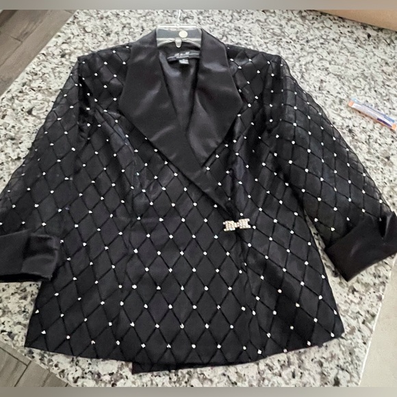 R&M Collections Black Dressy Blouse - Picture 1 of 5